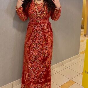 gorgeous palestinian thobe absolutely stunning pictures don’t do justice